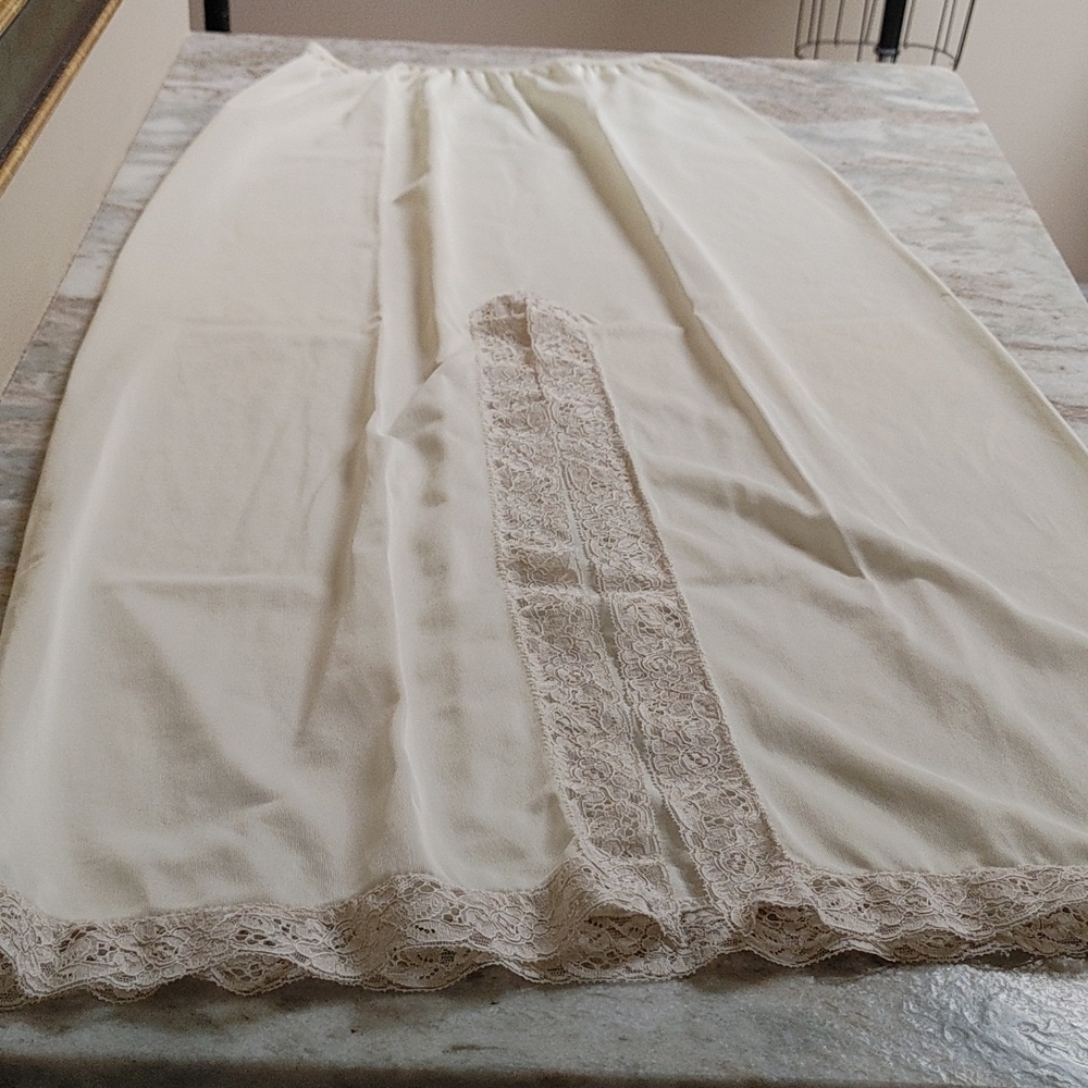 Vintage Long Straight Half Slip with Slit - Picture 2 of 7